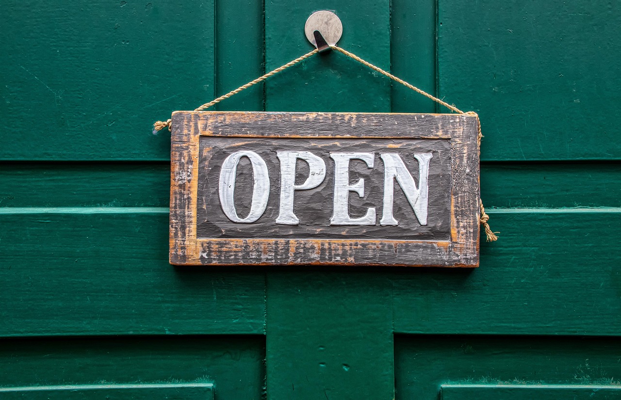 Craft Amazing Blogs That Hook Readers