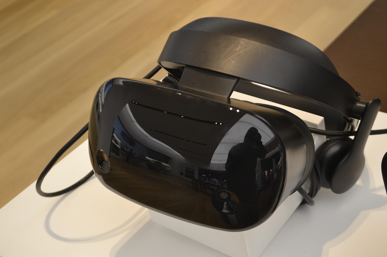 AI Wearable Projectors of the Future
