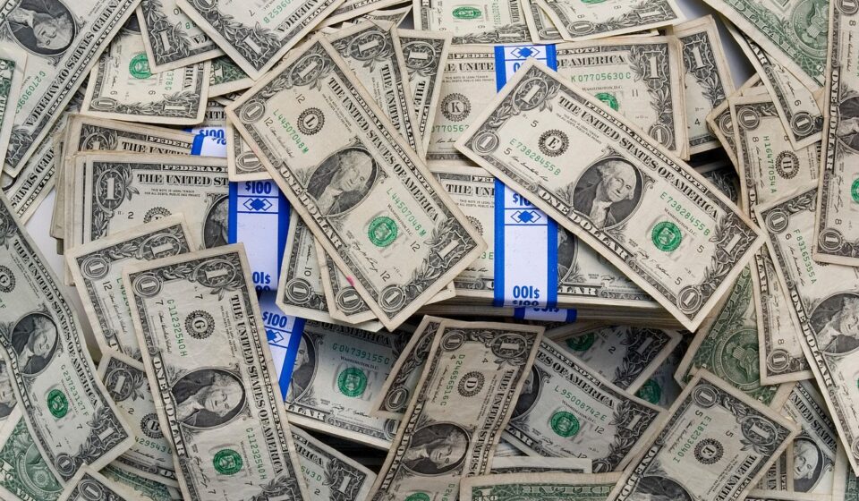 budget travel guide