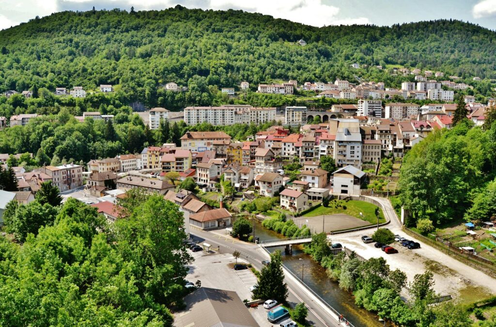 Claude Elkins speaking