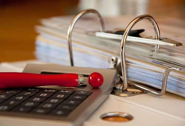 Checklist graphic for filing a claim