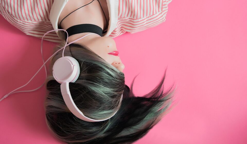 entertainment podcast listening