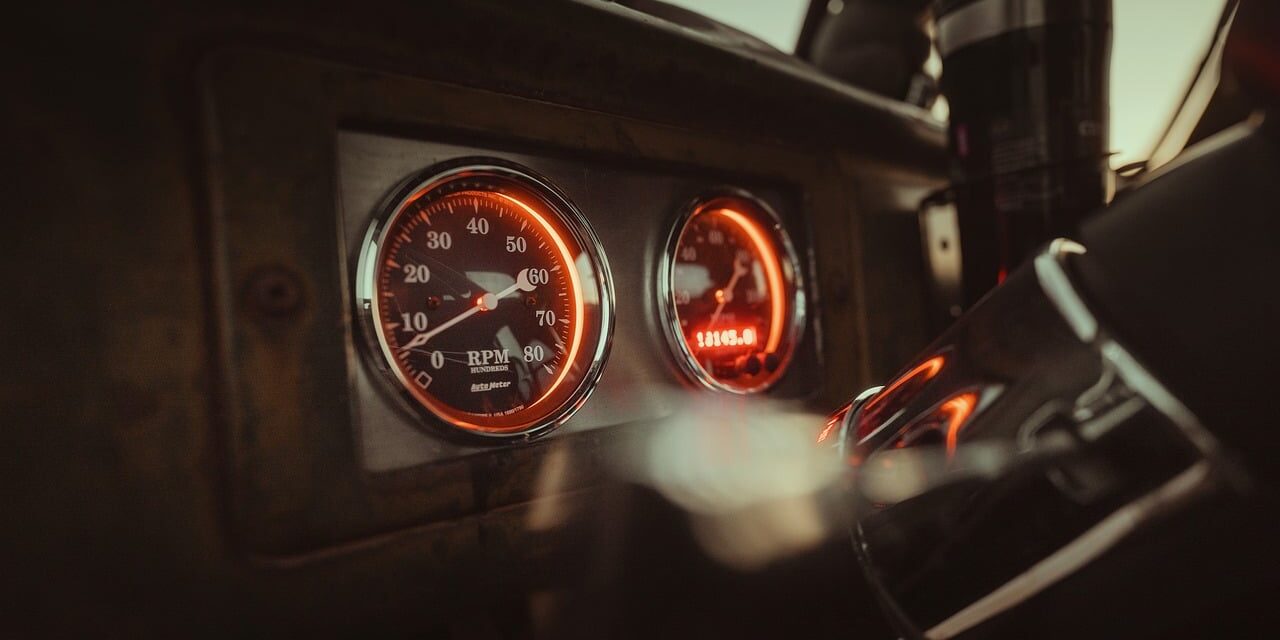 freelancer invoicing software dashboard