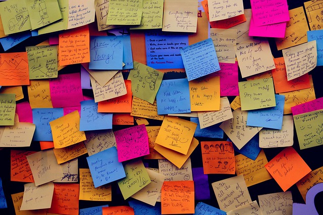 A handwritten note on a piece of paper, symbolizing a 'NOTE' tidbit
