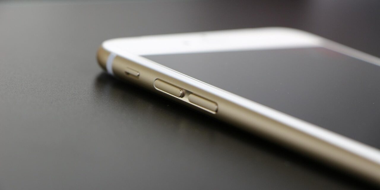 iPhone status bar TFW