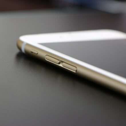 iPhone status bar TFW