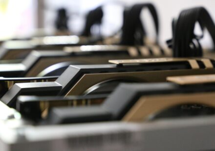 RTX 4070 SUPER GPU