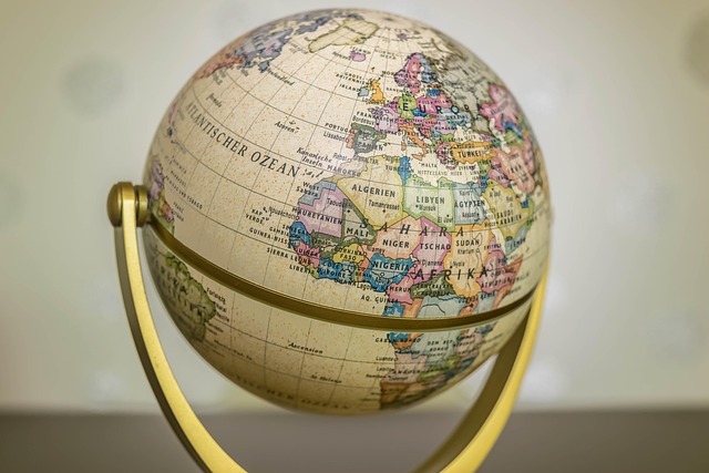 World map with highlighted time zones and connection lines illustrating time differences