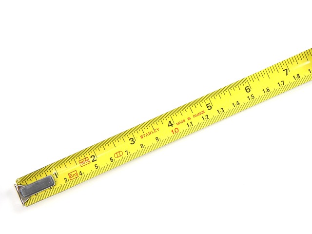 Infographic showing metric vs imperial units with a focus on pounds and kilograms (140 pounds en kilos)