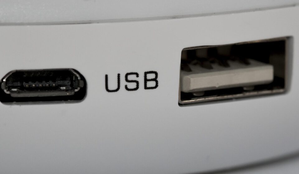 micro usb connector vs usb-c