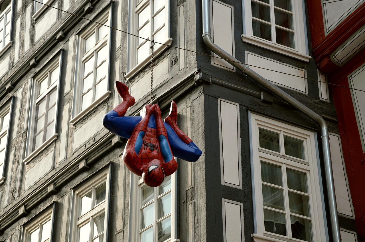 Spider-Man Swinging: The Physics and Fun in 2026